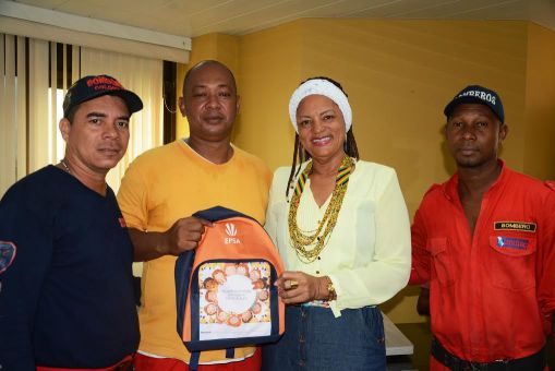 Gestora Social entregÃ³ 200 kits escolares en el corregimiento de CÃ³rdoba y San Cipriano