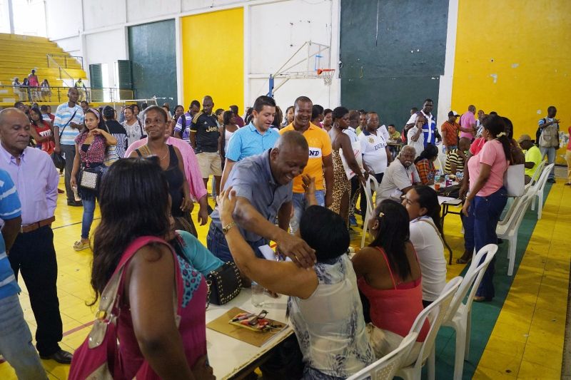 El Alcalde del gobierno donde Primero es la Gente en audiencia pÃºblica buscÃ³ salida para poder cancelar salarios a trabajadores de la pasada AdministraciÃ³n que no les pagaron