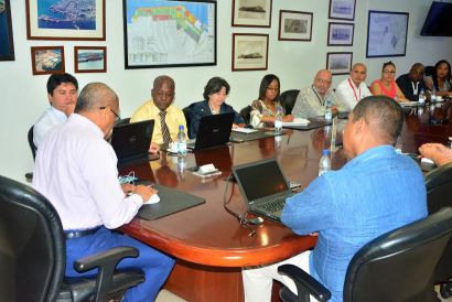 Con la presencia de la Secretaria Departamental de Salud se analizÃ³ el tema de la reapertura del Hospital Distrital de Buenaventura