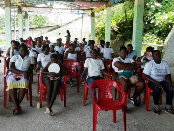 AlcaldÃ­a Distrital realizÃ³ el primer encuentro de mujeres en la cuenca del rÃ­o Naya
