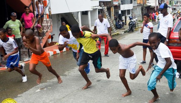 Inderbuenaventura llevÃ³ recreaciÃ³n a las comunas diez y doce del Distrito