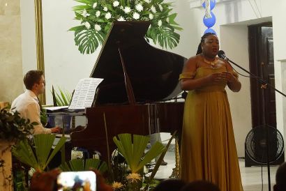Exitoso concierto de Ã³pera dio la soprano Betty GarcÃ©s bedoya a los bonaverenses en la Catedral San Buenaventura