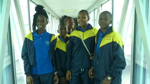 Atletas bonaverenses participan de intercambio deportivo en Jamaica 