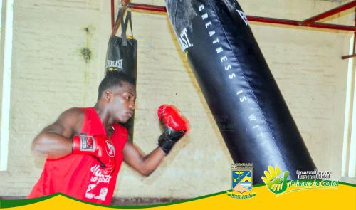 Bonaverense clasificÃ³ al mundial de boxeo en Rusia