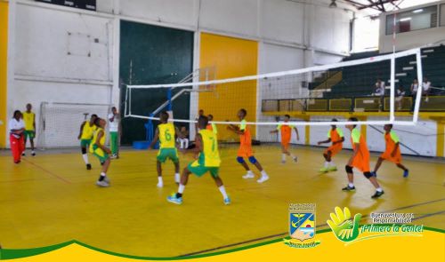 Inderbuenaventura realizÃ³ el lanzamiento del Torneo Distrital Interbarrios de voleibol 