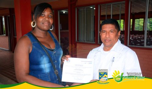 SecretarÃ­a de EducaciÃ³n clausurÃ³ programa de alfabetizaciÃ³n dirigido a adultos mayores