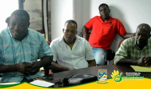 Alcalde Distrital se reuniÃ³ con consejos comunitarios del rÃ­o Dagua