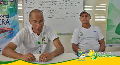 Secretario de Desarrollo EconÃ³mico y Rural se reuniÃ³ con cacaoteros de Cisneros