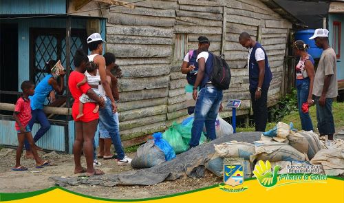Con el apoyo del Establecimiento PÃºblico Ambiental la fundaciÃ³n Agroesop iniciÃ³ en el barrio La Inmaculada la campaÃ±a ecolÃ³gica â€œReciclando Andoâ€