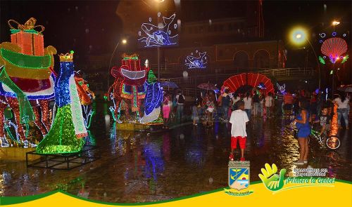 Bonaverenses disfrutaron la apertura del alumbrado navideÃ±o en la ciudad puerto