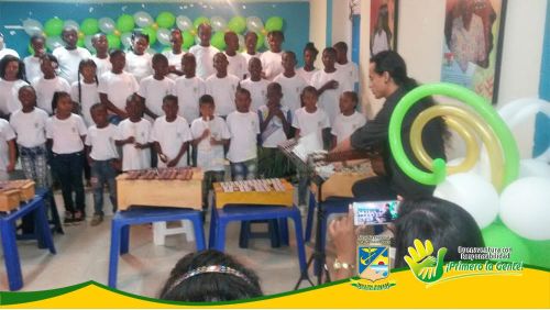 NiÃ±os y jÃ³venes del barrio Alberto Lleras Camargo aprenden educaciÃ³n ambiental a travÃ©s de la mÃºsica