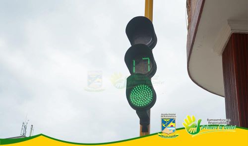 Activada la red semafÃ³rica en todo el Distrito 