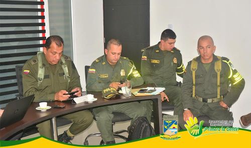 Alcalde realizÃ³ seguimiento a mesas de trabajo con la Superintendencia de Puertos y Transporte, PolicÃ­a, Dian y Sector Portuario