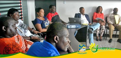 Alcalde sostuvo reuniÃ³n con los representantes legales de las comunidades afros de ZacarÃ­as, Campo Hermoso y Guadualito, rÃ­o Dagua 