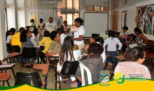 AdministraciÃ³n Distrital adelantÃ³ la segunda Mesa Intersectorial de Violencia de GÃ©nero del 2017