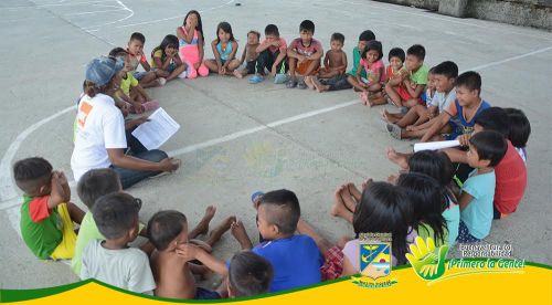 Listos para estudiar los niÃ±os de la comunidad indÃ­gena que se encuentran desplazados en el Caiju y los de la instituciÃ³n educativa Divino NiÃ±o del Mar