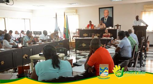 Secretario de EducaciÃ³n atendiÃ³ al llamado de control polÃ­tico realizado por los Concejales del Distrito