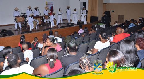 15 fueron las agrupaciones que se presentaron en el zonal para la clasificatoria del XXI Festival de MÃºsica del PacÃ­fico Petronio Ãlvarez