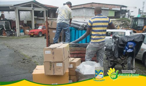 AdministraciÃ³n Distrital hace entrega de donaciones a comunales