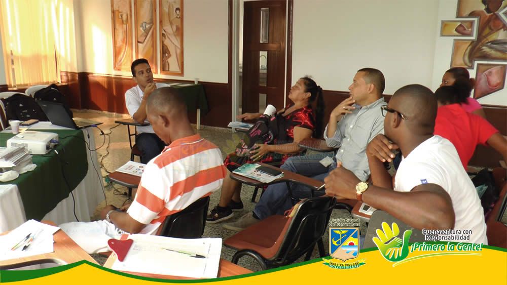 Avanzan de manera positiva capacitaciones en crÃ­a y manejo de aves de corral