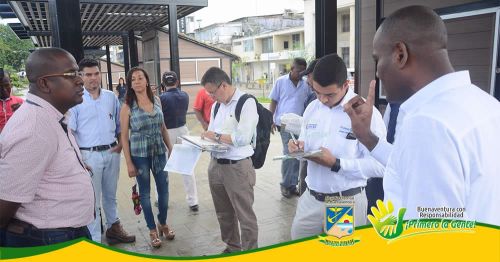 AdministraciÃ³n Distrital hace recorrido por obras del malecÃ³n BahÃ­a de la Cruz para evidenciar condiciones de la obra