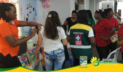 Sin improvistos se desarrollÃ³ la primera Jornada Distrital de VacunaciÃ³n