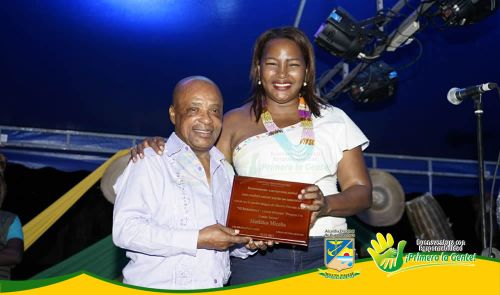AdministraciÃ³n Distrital rindiÃ³ homenaje al mÃºsico Markitos Micolta en el II Festival Peregoyo de Oro