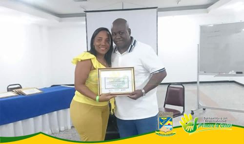 Con Ã©xito finalizÃ³ el encuentro de rectores en Cali
