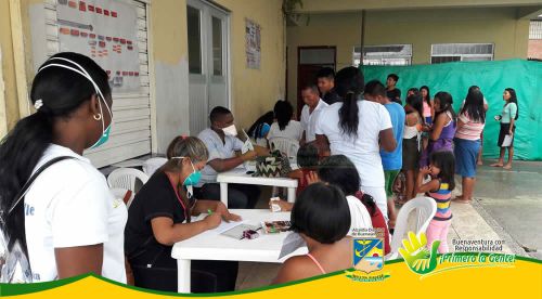 Jornada de atenciÃ³n a poblaciÃ³n indÃ­gena de Chapier medio y Du Ap dDr, rÃ­o San Juan, ChocÃ³