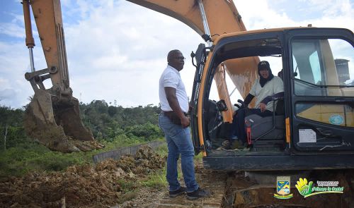 Secretario de Infraestructura Vial visitÃ³ el terreno donde se construirÃ¡ polideportivo de San Antonio