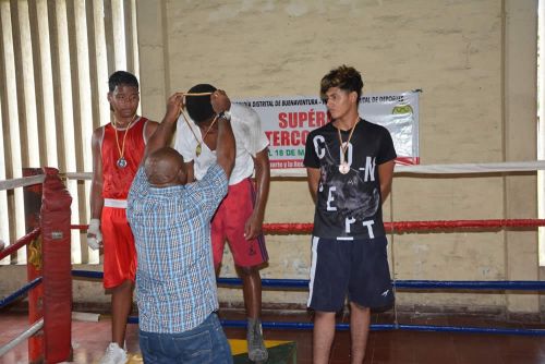 El boxeo tiene a sus nuevos campeones en los Juegos Intercolegiados 
