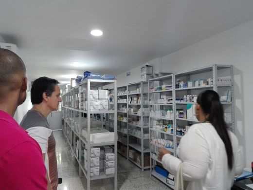 Delegada de la Superintendencia de Salud realizÃ³ recorrido en el Hospital Distrital y clÃ­nica Santa SofÃ­a