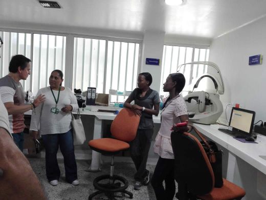 Delegada de la Superintendencia de Salud realizÃ³ recorrido en el Hospital Distrital y clÃ­nica Santa SofÃ­a