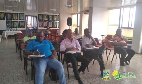 Secretario de EducaciÃ³n dio respuestas a requerimientos hechos por la junta directiva del Sutev