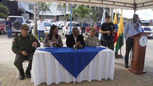 Alcalde encargado entregÃ³ dotaciÃ³n a diferentes estamentos de la fuerza pÃºblica local