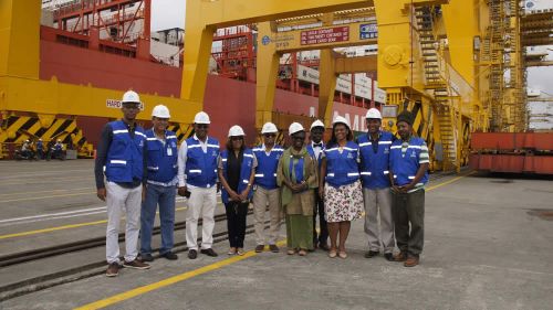 Embajadora de Ghana visitÃ³ el Distrito, conociÃ³ sus potencialidades y recibiÃ³ las llaves de la ciudad