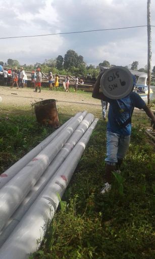 Comunidad de La Vuelta y San Pedro se beneficiaron con la entrega de suministros de redes elÃ©ctricas por parte de la AlcaldÃ­a Distrital