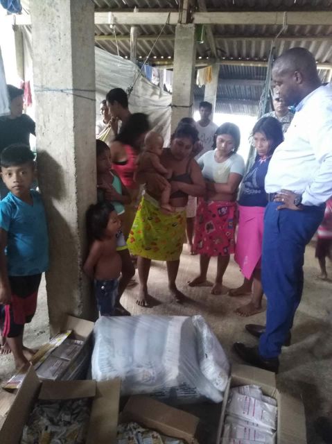 Gestor Social entregÃ³ ayuda humanitaria en los barrios Isla de La Paz y La Playita