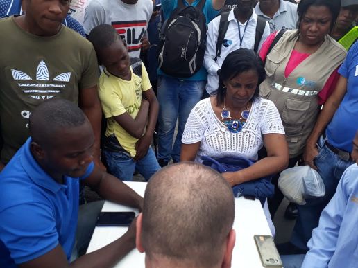 AlcaldÃ­a Distrital firmÃ³ acuerdo con habitantes y comerciantes del sector de La Palera