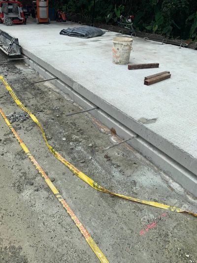 Gobernadora del Valle y Alcaldesa (e) del Distrito hicieron recorrido por la vÃ­a SimÃ³n BolÃ­var, verificando avances de la pavimentaciÃ³n