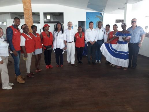 Alcaldesa encargada visitÃ³ junto al embajador del Reino Unido el corregimiento de BazÃ¡n - Bocana