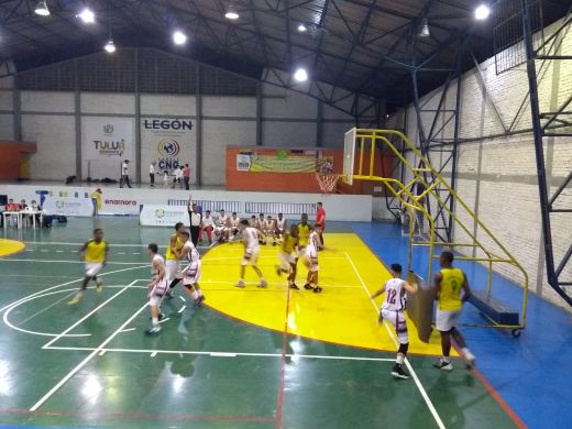 Buenaventura gana en su primera salida de los zonales en baloncesto masculino
