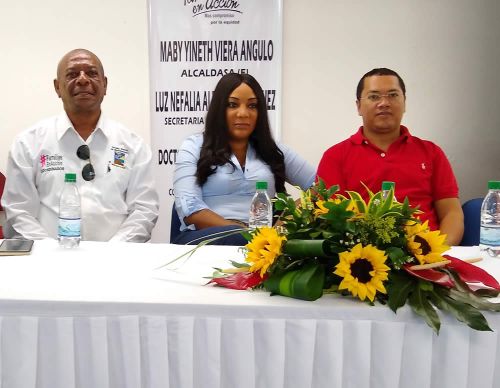 La AlcaldÃ­a Distrital entregÃ³ reconocimiento a las madres lÃ­deres del programa Familias en AcciÃ³n
