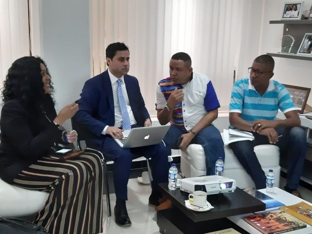 Ministra de Turismo y EconomÃ­a Social de la DiÃ¡spora Africana visita la ciudad con inversionista americano