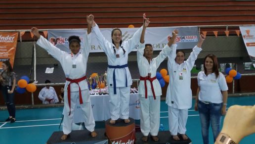 Buenaventura con excelentes resultados en karate. Buen balance de la representaciÃ³n porteÃ±a en Envigado