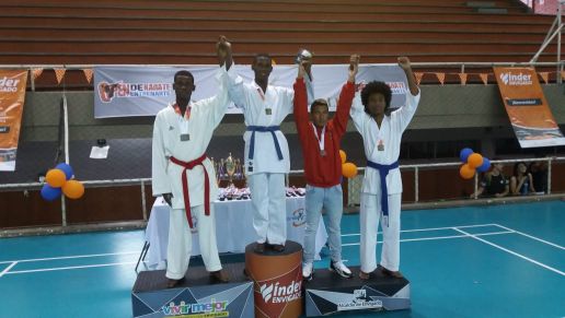 Buenaventura con excelentes resultados en karate. Buen balance de la representaciÃ³n porteÃ±a en Envigado