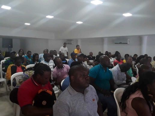 La AdministraciÃ³n Distrital y representantes del fondo Todos Somos PazcÃ­fico socializaron con los consejos comunitarios el diagnÃ³stico para soluciÃ³n energÃ©tica en la zona rural