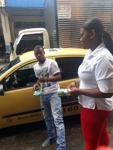 SecretarÃ­a de Turismo capacita a taxistas en atenciÃ³n a turistas