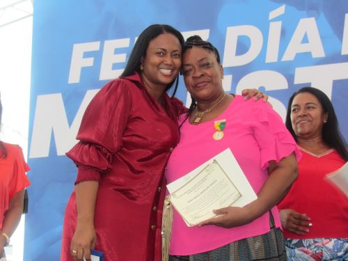 AlcaldÃ­a Distrital celebrÃ³ con Ã©xito el DÃ­a del Maestro