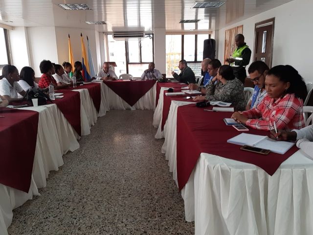 Se realizÃ³ subcomitÃ© extraordinario de atenciÃ³n y asistencia para familias desplazadas del barrio El Lleras